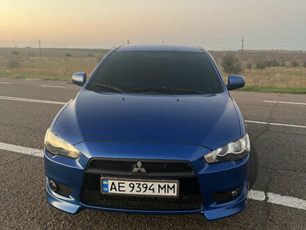 Синий Мицубиси Лансер, объемом двигателя 2 л и пробегом 240 тыс. км за 3500 $, фото 1 на Automoto.ua