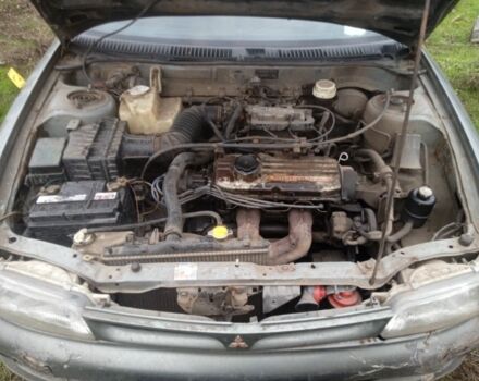 Зеленый Мицубиси Лансер, объемом двигателя 0 л и пробегом 111 тыс. км за 700 $, фото 4 на Automoto.ua