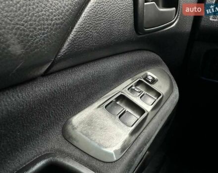 Зелений Міцубісі Lancer, об'ємом двигуна 1.58 л та пробігом 208 тис. км за 3990 $, фото 15 на Automoto.ua