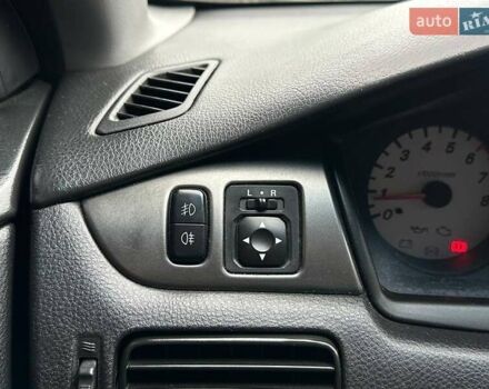 Зелений Міцубісі Lancer, об'ємом двигуна 1.58 л та пробігом 208 тис. км за 3990 $, фото 16 на Automoto.ua