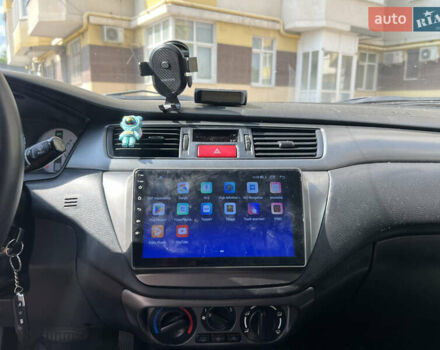 Зелений Міцубісі Lancer, об'ємом двигуна 1.6 л та пробігом 217 тис. км за 5400 $, фото 2 на Automoto.ua