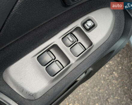 Зеленый Мицубиси Лансер, объемом двигателя 1.6 л и пробегом 214 тыс. км за 4150 $, фото 27 на Automoto.ua