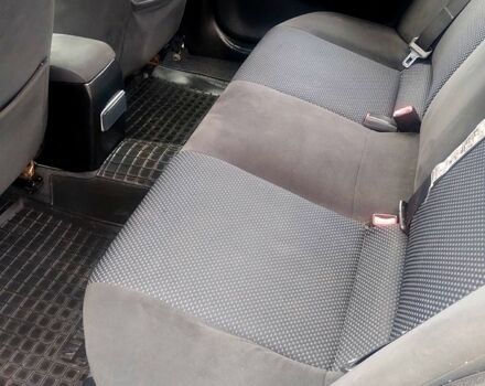 Зелений Міцубісі Lancer, об'ємом двигуна 1.6 л та пробігом 185 тис. км за 4200 $, фото 10 на Automoto.ua