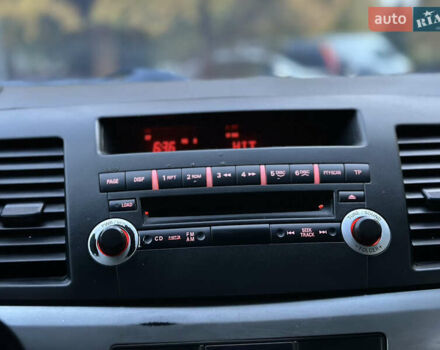 Зеленый Мицубиси Лансер, объемом двигателя 1.5 л и пробегом 260 тыс. км за 3850 $, фото 15 на Automoto.ua