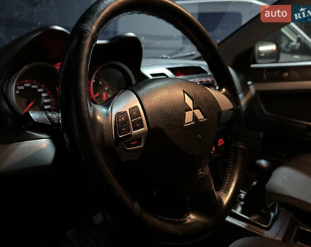 Зеленый Мицубиси Лансер, объемом двигателя 1.5 л и пробегом 260 тыс. км за 3750 $, фото 17 на Automoto.ua