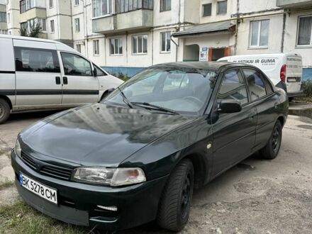 Мицубиси Лансер 1996 в Костополе на Automoto.ua Зеленый Мицубиси Лансер, объемом двигателя 1.3 л и пробегом 333 тыс. км за 1650 $, фото 1 на Automoto.ua