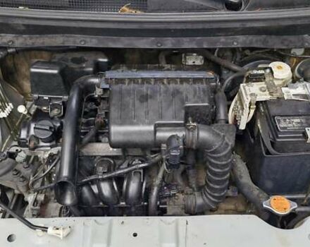 Білий Міцубісі Міраж, об'ємом двигуна 1.2 л та пробігом 177 тис. км за 5500 $, фото 6 на Automoto.ua