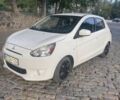Мицубиси Мираж 2014 в Николаеве на Automoto.ua Белый Мицубиси Мираж, объемом двигателя 1.2 л и пробегом 70 тыс. км за 6800 $, фото 3 на Automoto.ua