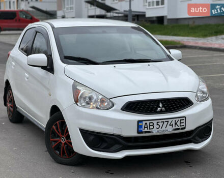 Білий Міцубісі Міраж, об'ємом двигуна 1.19 л та пробігом 61 тис. км за 7950 $, фото 4 на Automoto.ua