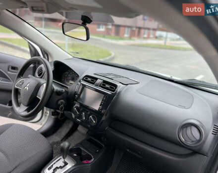 Білий Міцубісі Міраж, об'ємом двигуна 1.19 л та пробігом 61 тис. км за 7950 $, фото 15 на Automoto.ua