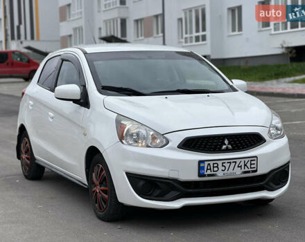 Білий Міцубісі Міраж, об'ємом двигуна 1.19 л та пробігом 61 тис. км за 7950 $, фото 2 на Automoto.ua