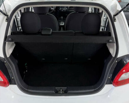 Белый Мицубиси Мираж, объемом двигателя 1.2 л и пробегом 81 тыс. км за 8200 $, фото 11 на Automoto.ua