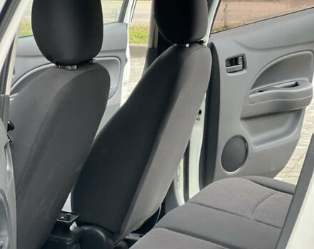 Білий Міцубісі Міраж, об'ємом двигуна 1.19 л та пробігом 61 тис. км за 7950 $, фото 20 на Automoto.ua