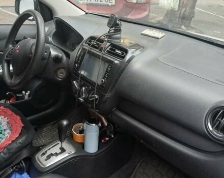 Білий Міцубісі Міраж, об'ємом двигуна 1.19 л та пробігом 160 тис. км за 7000 $, фото 9 на Automoto.ua