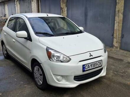 Белый Мицубиси Мираж, объемом двигателя 1.2 л и пробегом 177 тыс. км за 5500 $, фото 1 на Automoto.ua