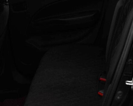 Чорний Міцубісі Міраж, об'ємом двигуна 1.2 л та пробігом 70 тис. км за 9650 $, фото 17 на Automoto.ua