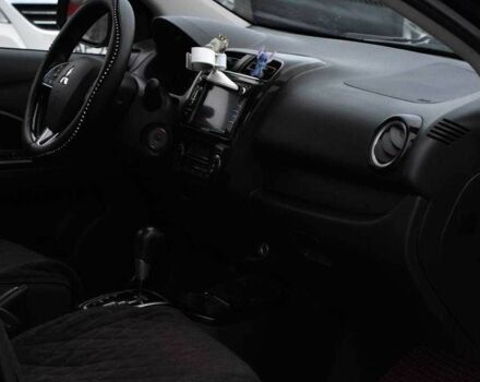 Чорний Міцубісі Міраж, об'ємом двигуна 1.2 л та пробігом 70 тис. км за 9650 $, фото 9 на Automoto.ua
