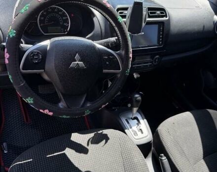 Красный Мицубиси Мираж, объемом двигателя 1.2 л и пробегом 190 тыс. км за 6500 $, фото 7 на Automoto.ua