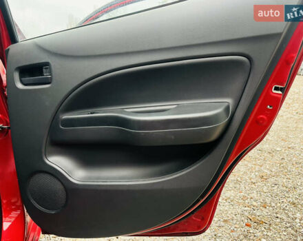 Червоний Міцубісі Міраж, об'ємом двигуна 1.2 л та пробігом 59 тис. км за 8600 $, фото 17 на Automoto.ua