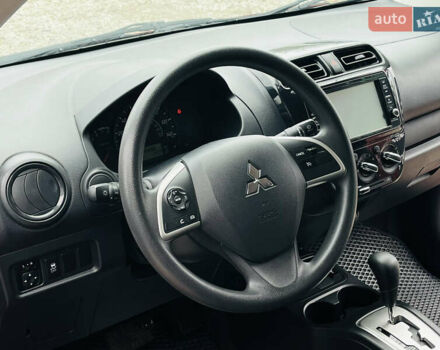 Червоний Міцубісі Міраж, об'ємом двигуна 1.2 л та пробігом 59 тис. км за 8600 $, фото 9 на Automoto.ua