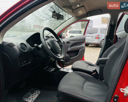 Червоний Міцубісі Міраж, об'ємом двигуна 1.2 л та пробігом 59 тис. км за 8600 $, фото 8 на Automoto.ua