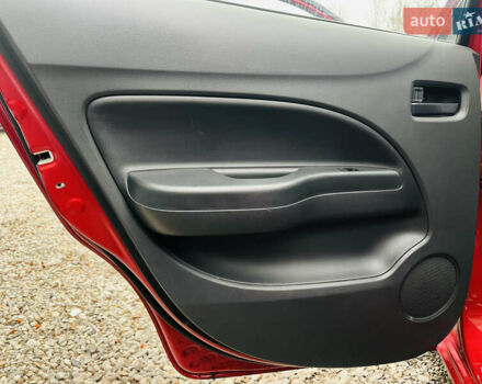 Червоний Міцубісі Міраж, об'ємом двигуна 1.2 л та пробігом 59 тис. км за 8600 $, фото 15 на Automoto.ua