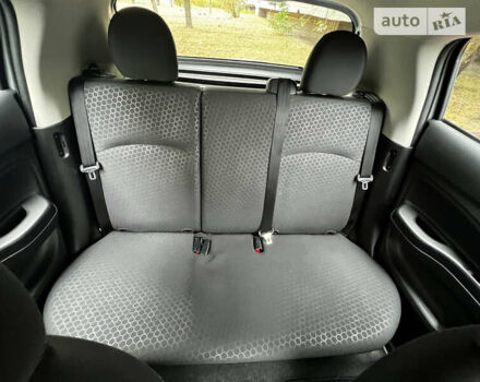 Серый Мицубиси Мираж, объемом двигателя 1.19 л и пробегом 64 тыс. км за 7000 $, фото 19 на Automoto.ua