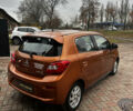 Помаранчевий Міцубісі Міраж, об'ємом двигуна 1.2 л та пробігом 110 тис. км за 6800 $, фото 7 на Automoto.ua