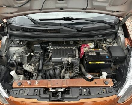 Помаранчевий Міцубісі Міраж, об'ємом двигуна 1.2 л та пробігом 110 тис. км за 6800 $, фото 17 на Automoto.ua