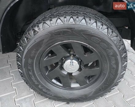 Красный Мицубиси Монтеро, объемом двигателя 3 л и пробегом 155 тыс. км за 5333 $, фото 22 на Automoto.ua