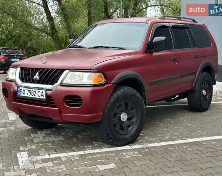 Красный Мицубиси Монтеро, объемом двигателя 2.97 л и пробегом 155 тыс. км за 4700 $, фото 7 на Automoto.ua