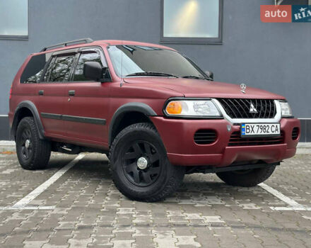 Красный Мицубиси Монтеро, объемом двигателя 2.97 л и пробегом 155 тыс. км за 4700 $, фото 1 на Automoto.ua