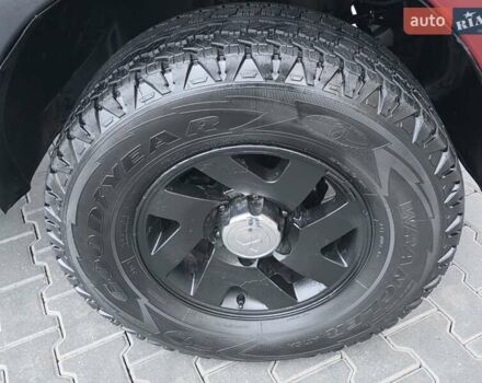 Красный Мицубиси Монтеро, объемом двигателя 3 л и пробегом 155 тыс. км за 5333 $, фото 19 на Automoto.ua