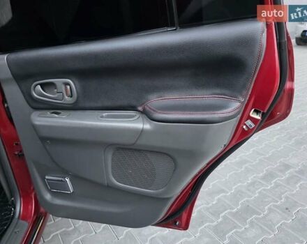 Красный Мицубиси Монтеро, объемом двигателя 3 л и пробегом 155 тыс. км за 5333 $, фото 28 на Automoto.ua