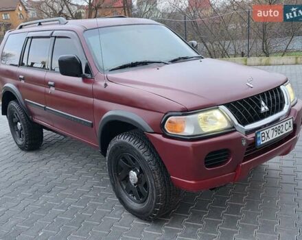 Красный Мицубиси Монтеро, объемом двигателя 3 л и пробегом 155 тыс. км за 5333 $, фото 12 на Automoto.ua