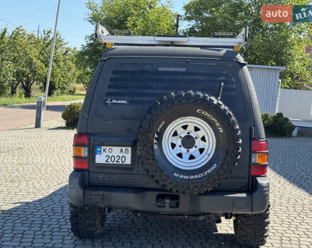 Сірий Міцубісі Монтеро, об'ємом двигуна 3 л та пробігом 300 тис. км за 10999 $, фото 5 на Automoto.ua