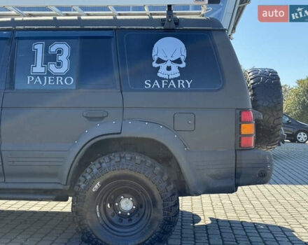 Сірий Міцубісі Монтеро, об'ємом двигуна 3 л та пробігом 300 тис. км за 10999 $, фото 6 на Automoto.ua