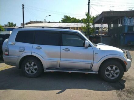 Міцубісі Монтеро 2005 у Києві на Automoto.ua Сірий Міцубісі Монтеро, об'ємом двигуна 3.5 л та пробігом 210 тис. км за 7500 $, фото 1 на Automoto.ua