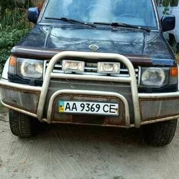 Синій Міцубісі Монтеро, об'ємом двигуна 3.5 л та пробігом 188 тис. км за 3700 $, фото 1 на Automoto.ua