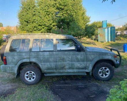 Зелений Міцубісі Монтеро, об'ємом двигуна 3.5 л та пробігом 300 тис. км за 6500 $, фото 4 на Automoto.ua