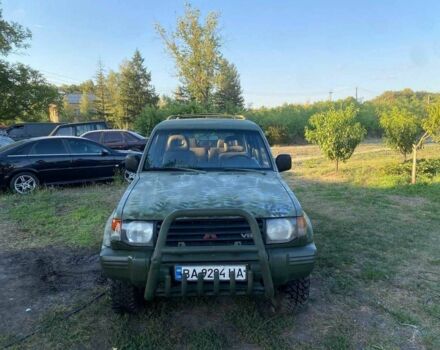 Зелений Міцубісі Монтеро, об'ємом двигуна 3.5 л та пробігом 300 тис. км за 6500 $, фото 2 на Automoto.ua
