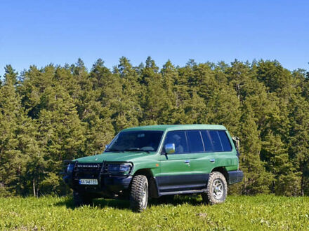 Міцубісі Монтеро 1997 у Києві на Automoto.ua Зелений Міцубісі Монтеро, об'ємом двигуна 3.5 л та пробігом 228 тис. км за 8500 $, фото 1 на Automoto.ua