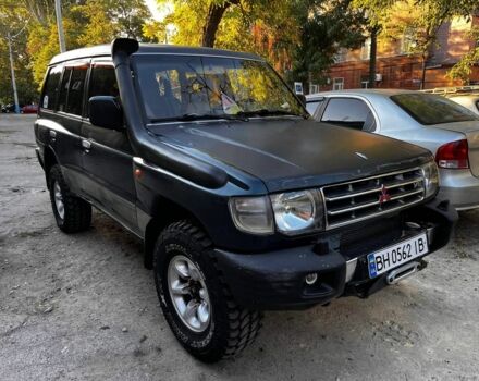 Зеленый Мицубиси Монтеро, объемом двигателя 3 л и пробегом 300 тыс. км за 5999 $, фото 1 на Automoto.ua