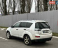 Білий Міцубісі Аутлендер ХЛ, об'ємом двигуна 2 л та пробігом 320 тис. км за 4200 $, фото 5 на Automoto.ua