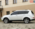 Белый Мицубиси Аутлендер ХЛ, объемом двигателя 3 л и пробегом 216 тыс. км за 10500 $, фото 16 на Automoto.ua