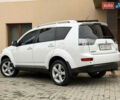 Белый Мицубиси Аутлендер ХЛ, объемом двигателя 3 л и пробегом 216 тыс. км за 10500 $, фото 50 на Automoto.ua