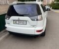 Мицубиси Аутлендер ХЛ 2010 в Кривом Роге на Automoto.ua Белый Мицубиси Аутлендер ХЛ, объемом двигателя 0 л и пробегом 261 тыс. км за 8000 $, фото 3 на Automoto.ua