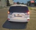 Білий Міцубісі Аутлендер ХЛ, об'ємом двигуна 2.4 л та пробігом 212 тис. км за 8700 $, фото 4 на Automoto.ua