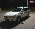 Белый Мицубиси Аутлендер ХЛ, объемом двигателя 2.36 л и пробегом 135 тыс. км за 11800 $, фото 16 на Automoto.ua