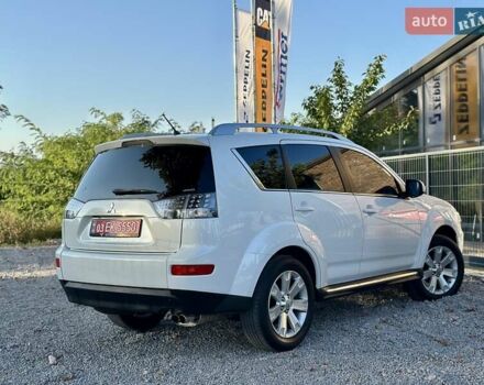 Мицубиси Аутлендер ХЛ 2011 в Виннице на Automoto.ua Белый Мицубиси Аутлендер ХЛ, объемом двигателя 2 л и пробегом 225 тыс. км за 10999 $, фото 20 на Automoto.ua